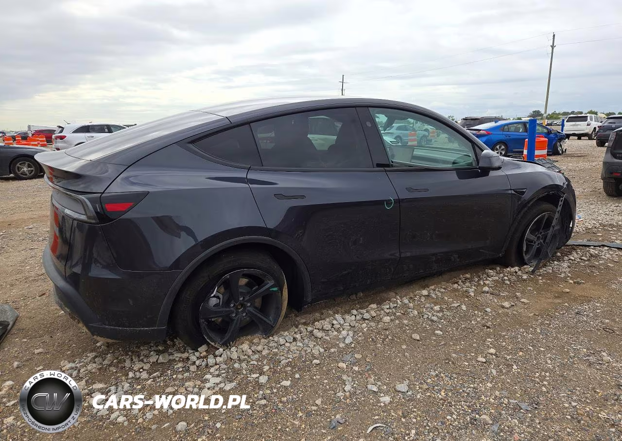 2026 Tesla Model Y VIN:7SAYGDEDXTF430449 - 3