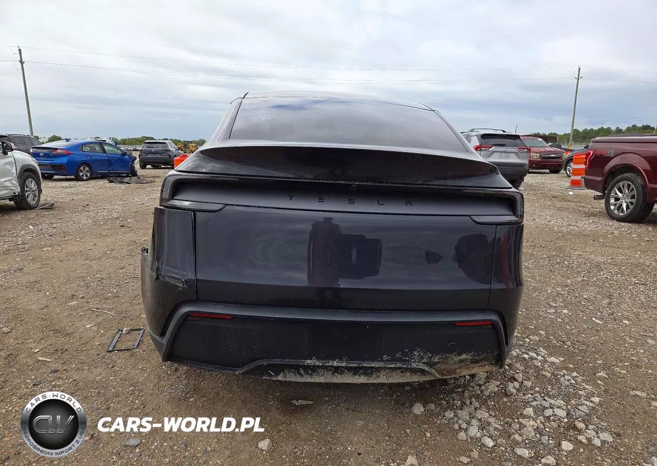 2026 Tesla Model Y VIN:7SAYGDEDXTF430449 - 6