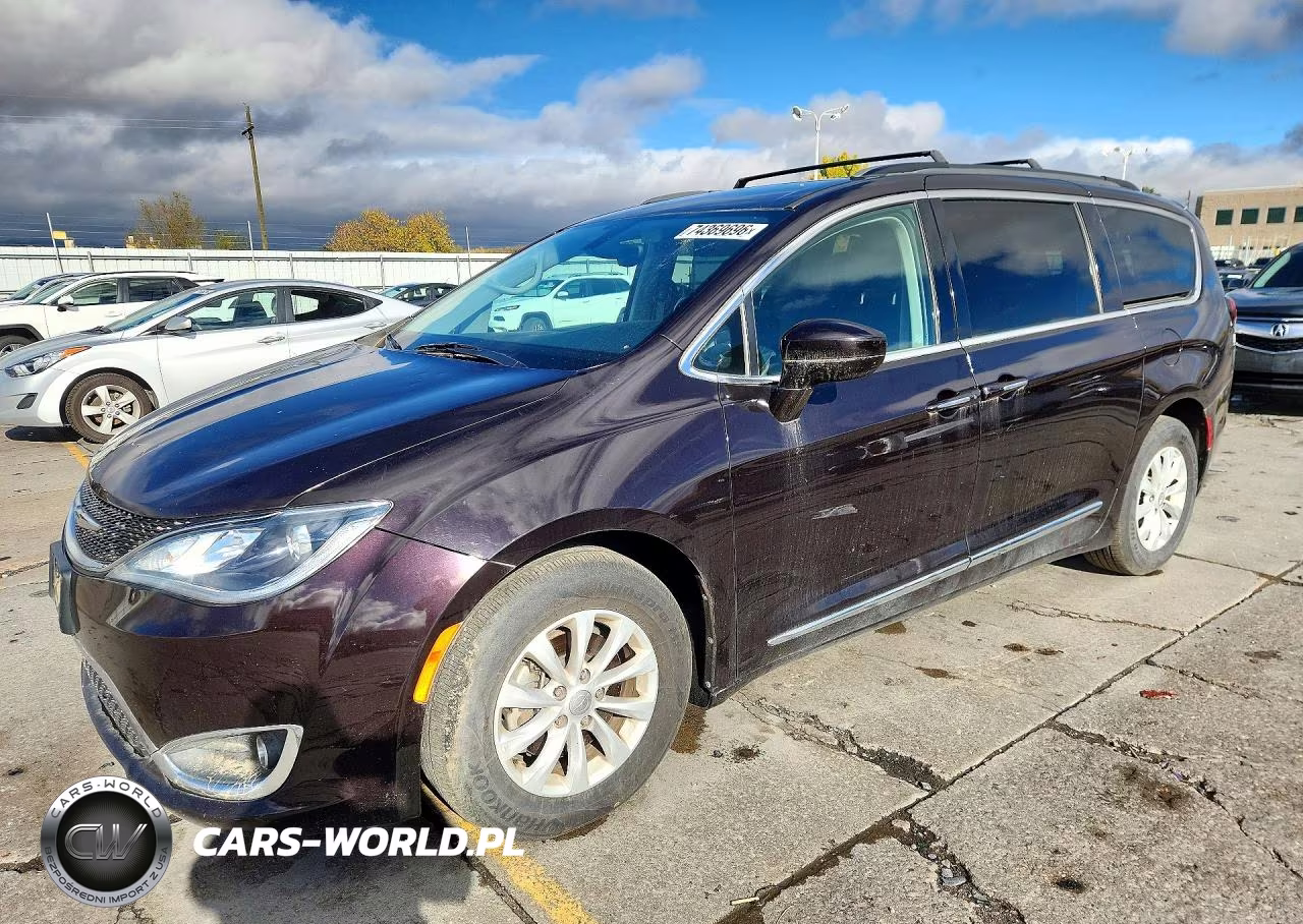2017 Chrysler Pacifica Touring L