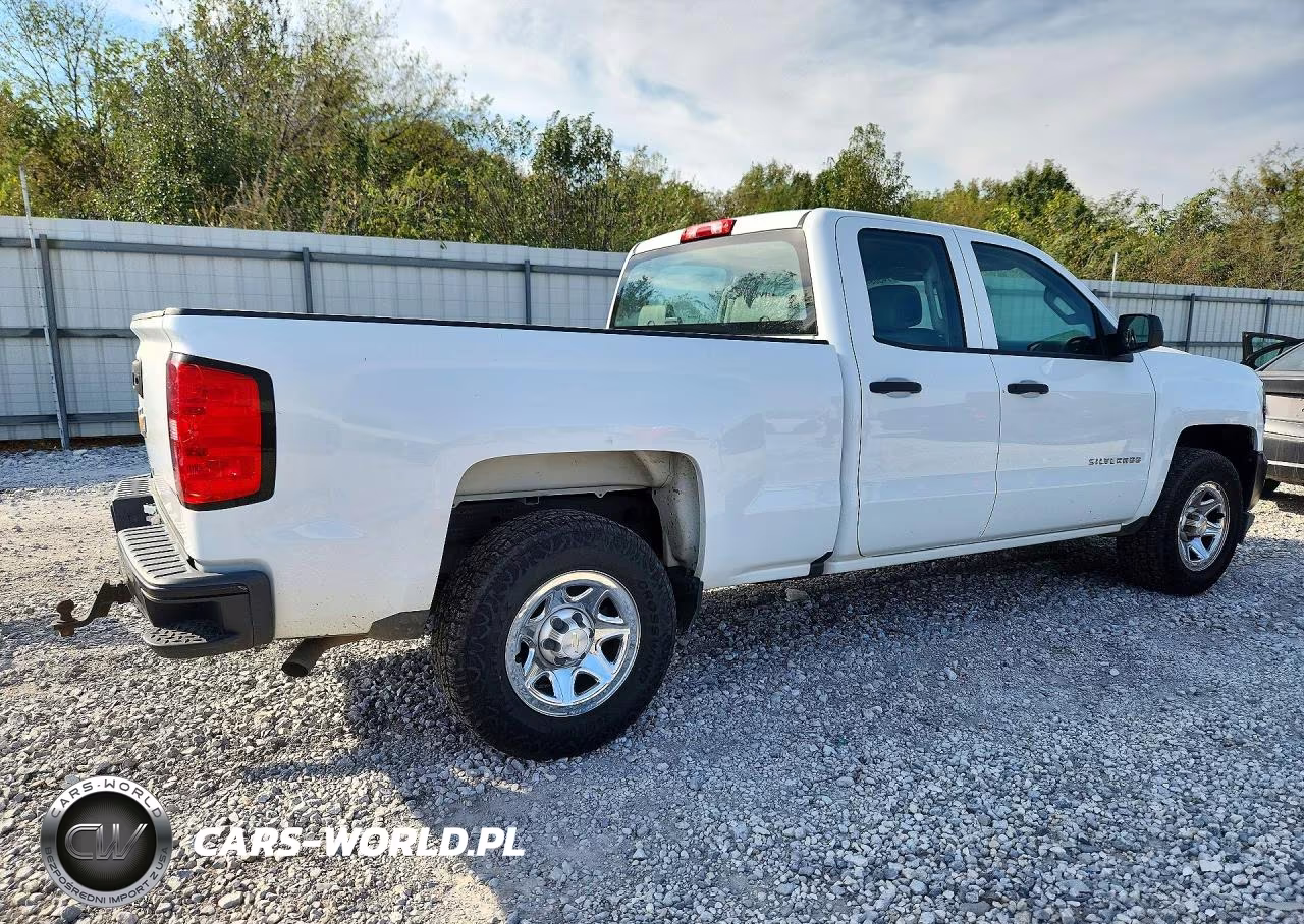 2017 Chevrolet Silverado C1500 VIN:1GCRCNEC6HZ299953 - 3