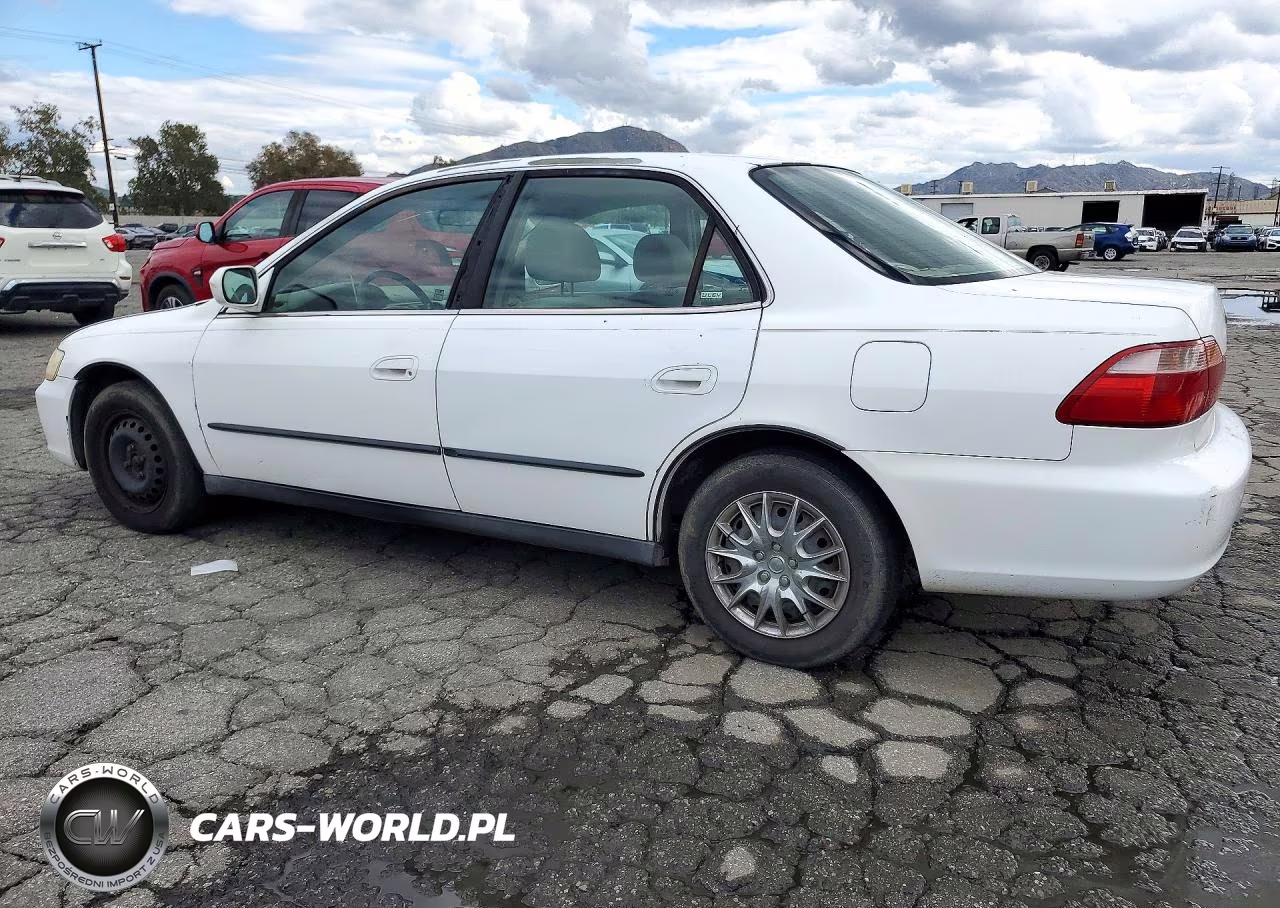 2000 Honda Accord Lx VIN:3HGCG6655YG700944 - 2