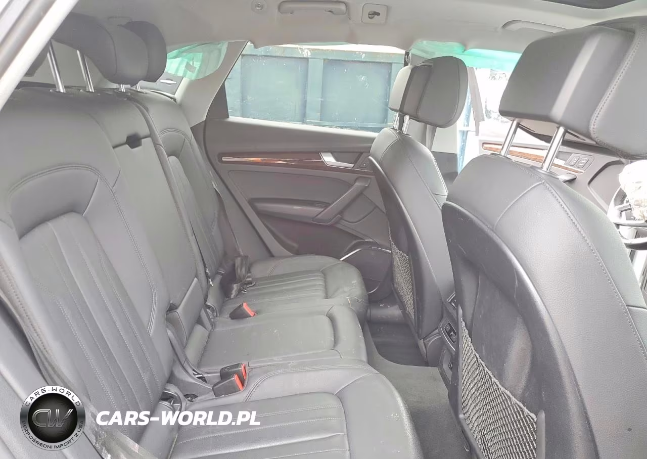2020 Audi Q5 Premium VIN:WA1ANAFY1L2113290 - 10