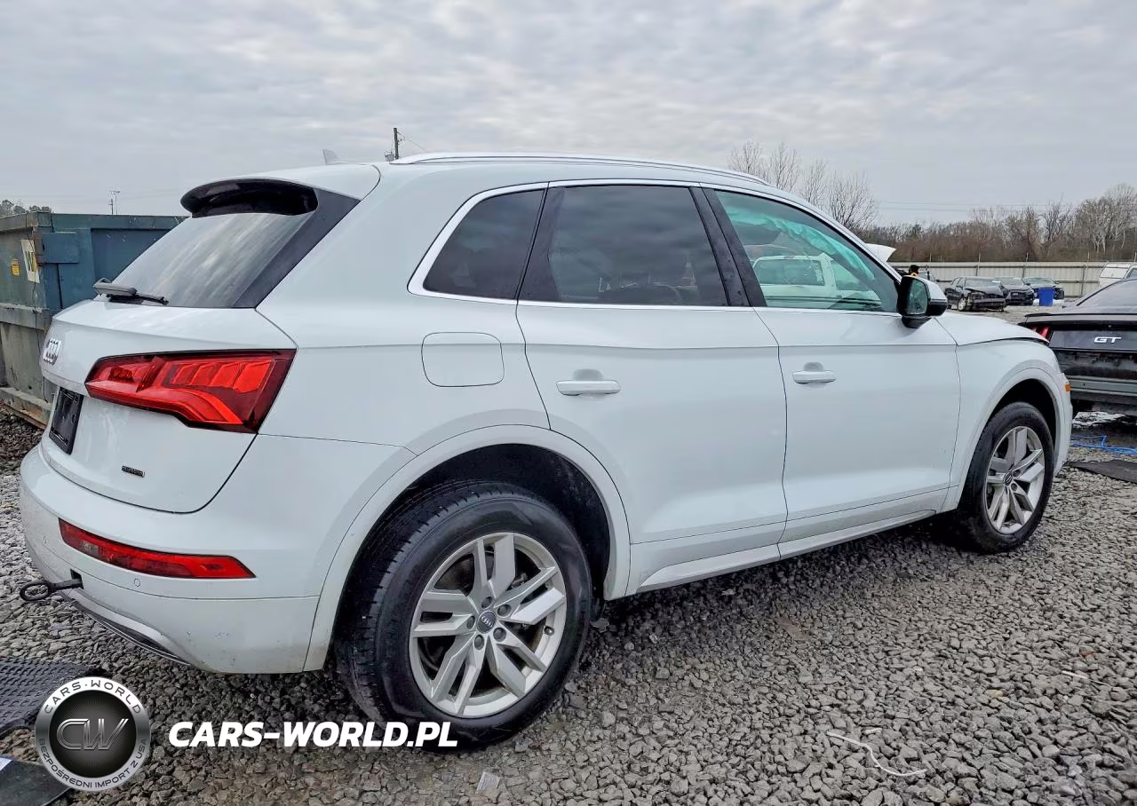 2020 Audi Q5 Premium VIN:WA1ANAFY1L2113290 - 3