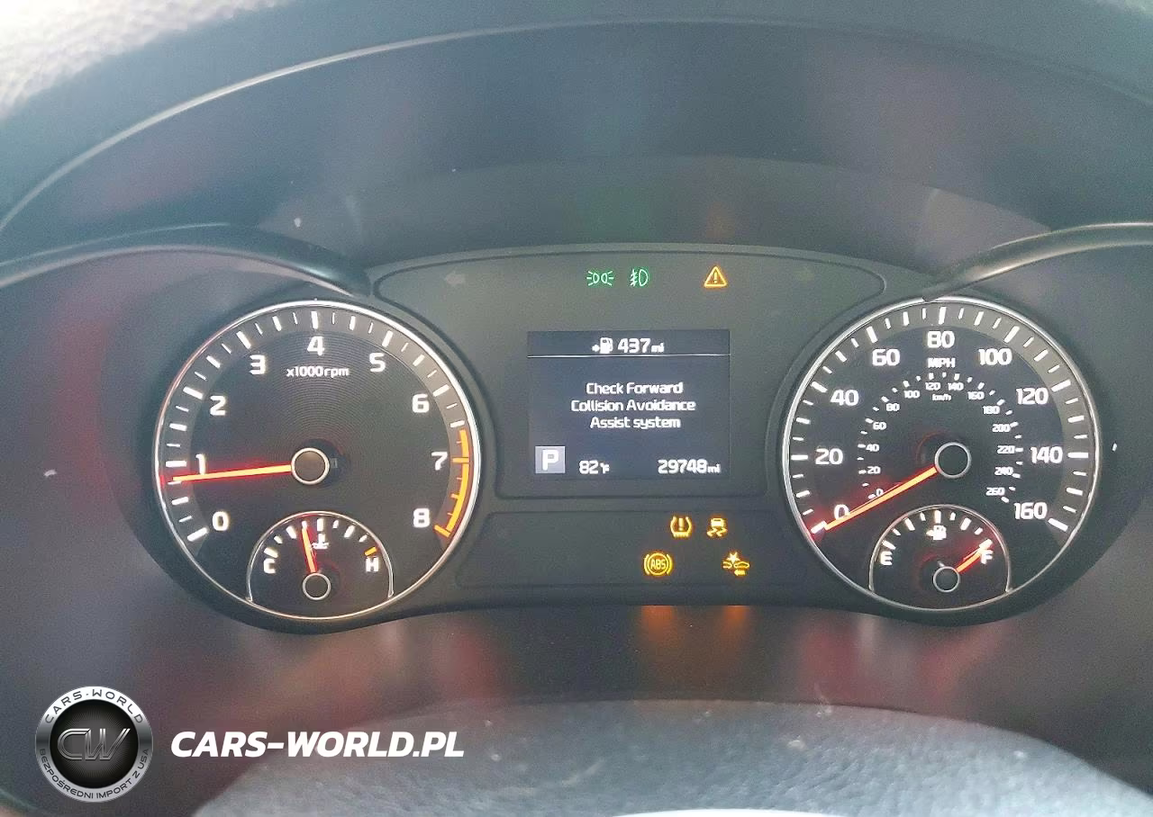 2019 Kia Optima S VIN:5XXGT4L31KG292486 - 9