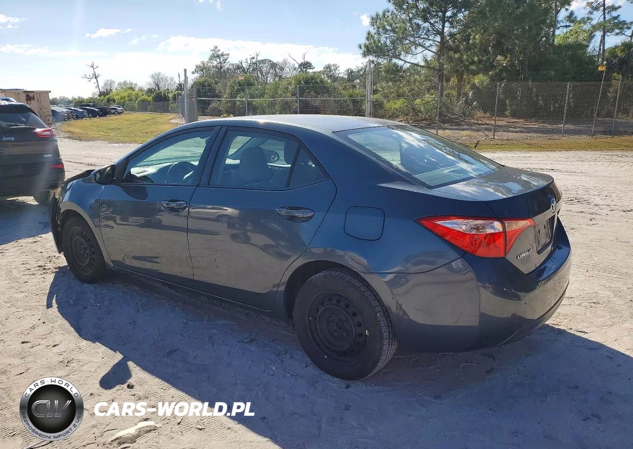 2017 Toyota Corolla L VIN:5YFBURHE3HP702087 - 2