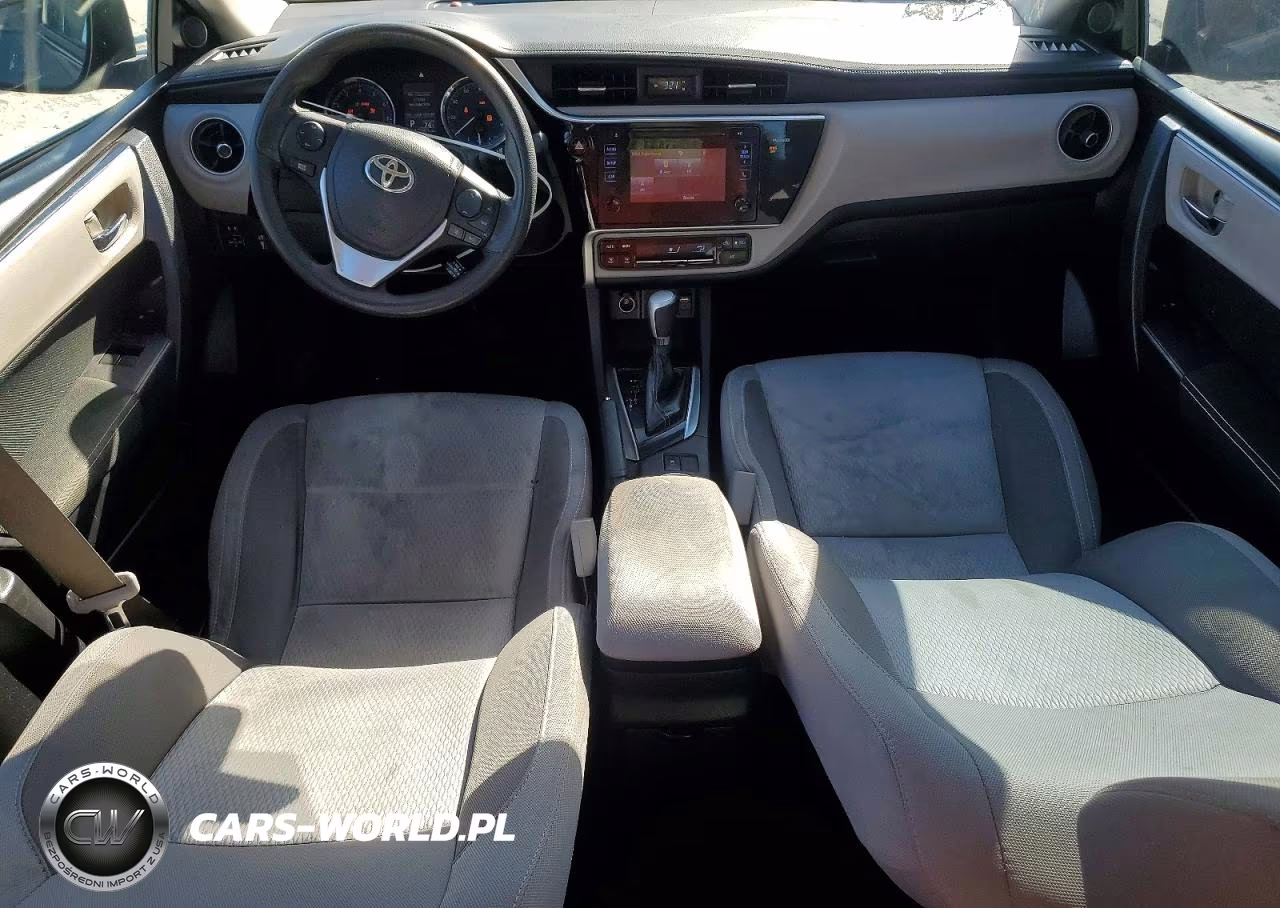 2017 Toyota Corolla L VIN:5YFBURHE3HP702087 - 8