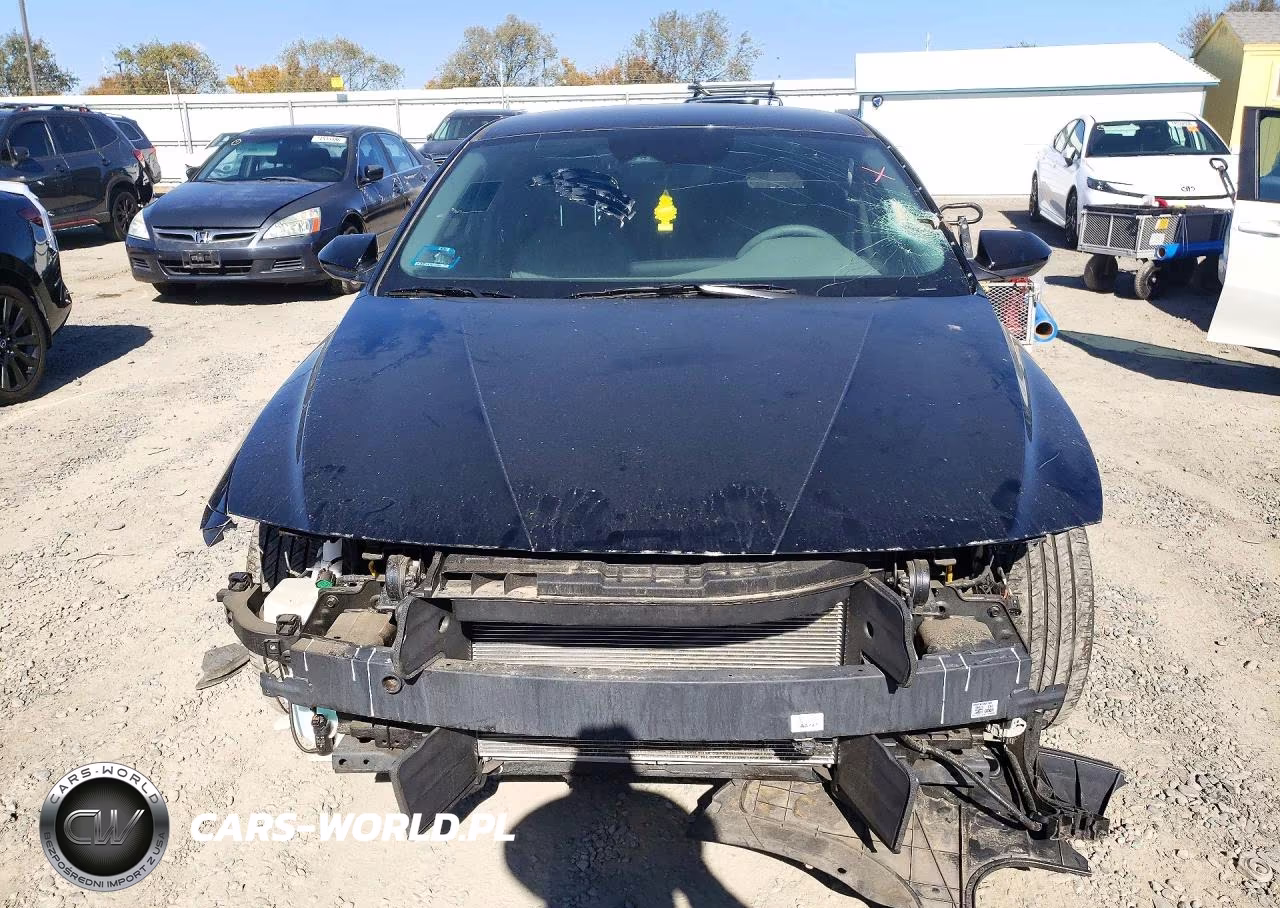 2025 Hyundai Elantra Se VIN:KMHLL4DG2SU945820 - 5
