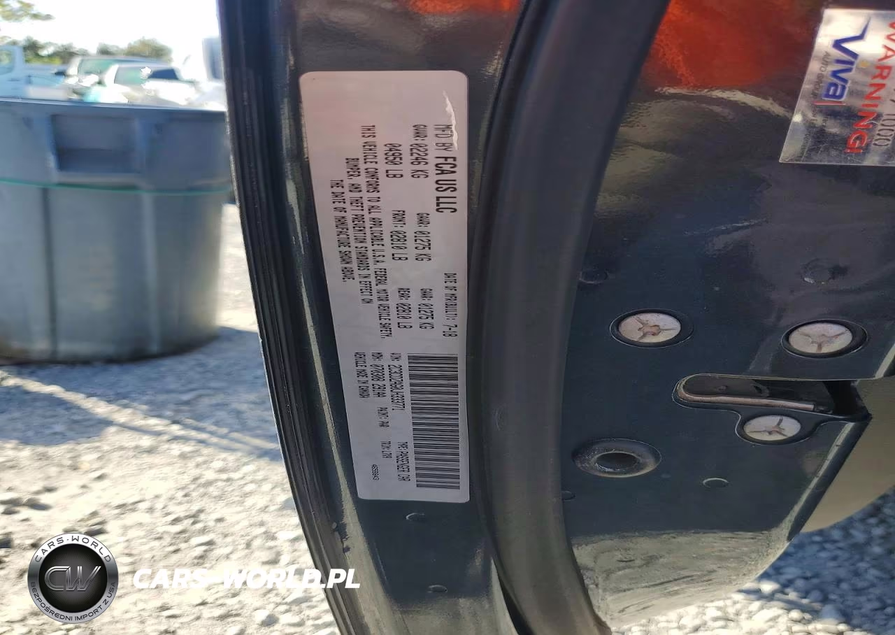 2018 Dodge Challenger Sxt VIN:2C3CDZAG0JH333771 - 12