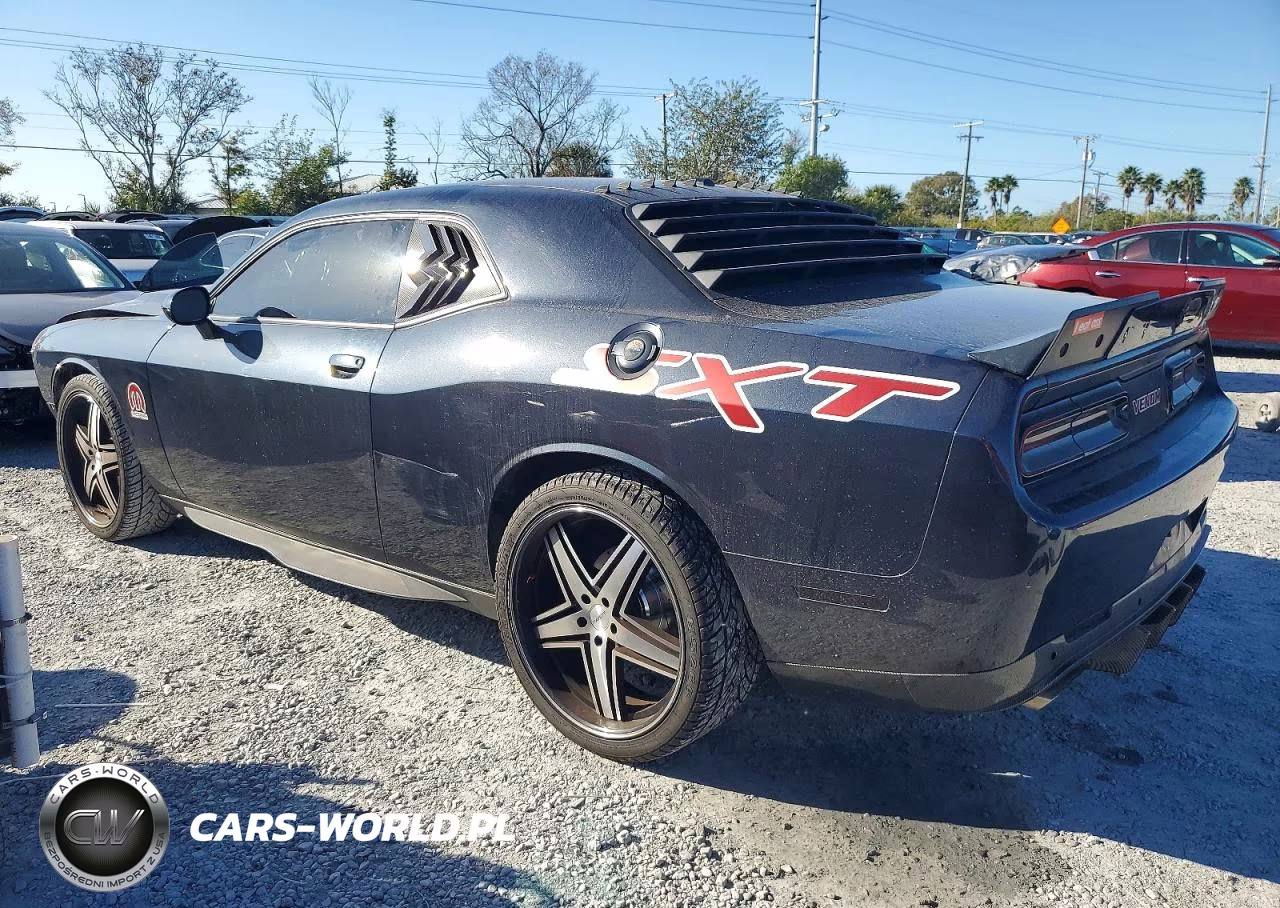 2018 Dodge Challenger Sxt VIN:2C3CDZAG0JH333771 - 2
