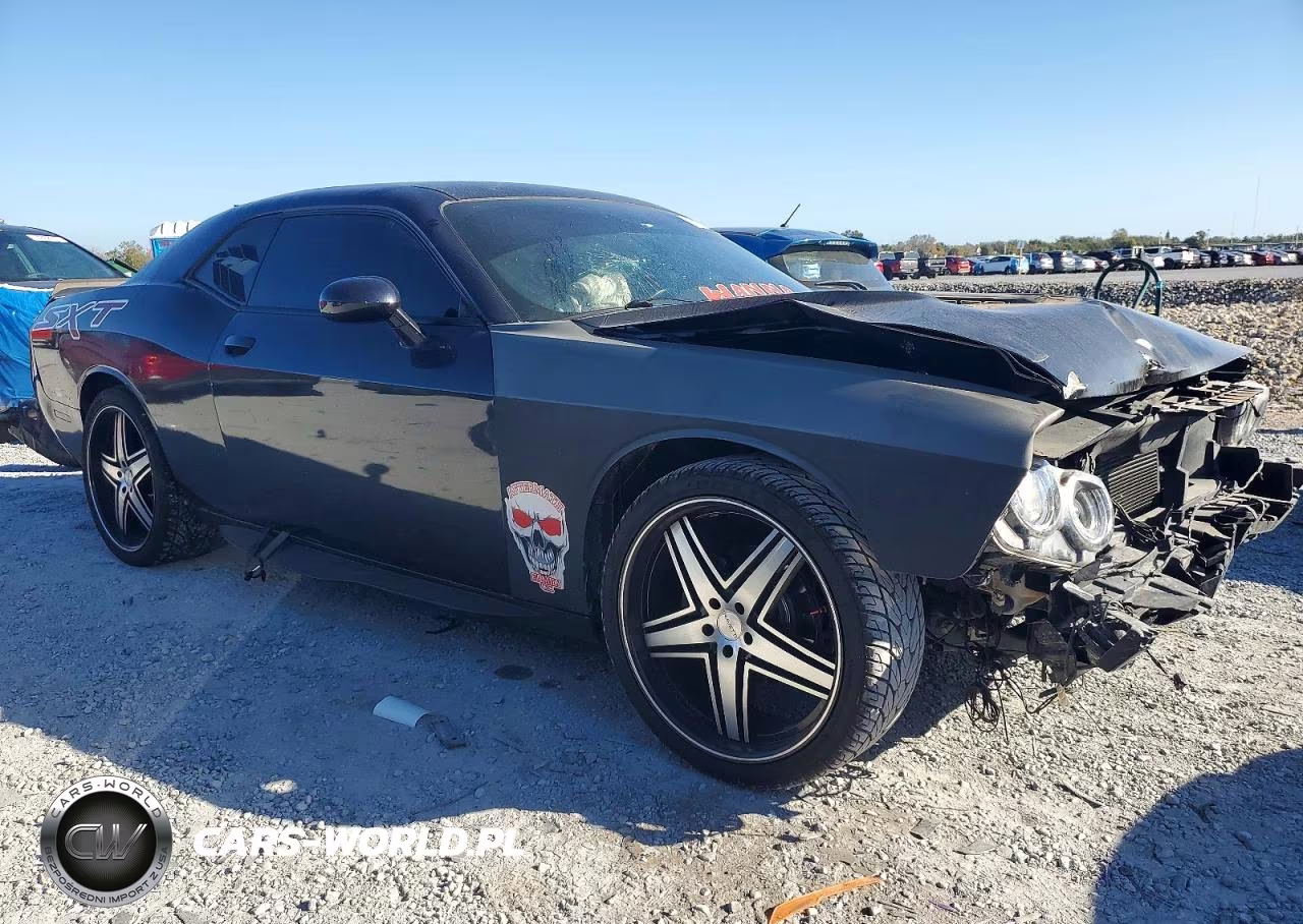 2018 Dodge Challenger Sxt VIN:2C3CDZAG0JH333771 - 4