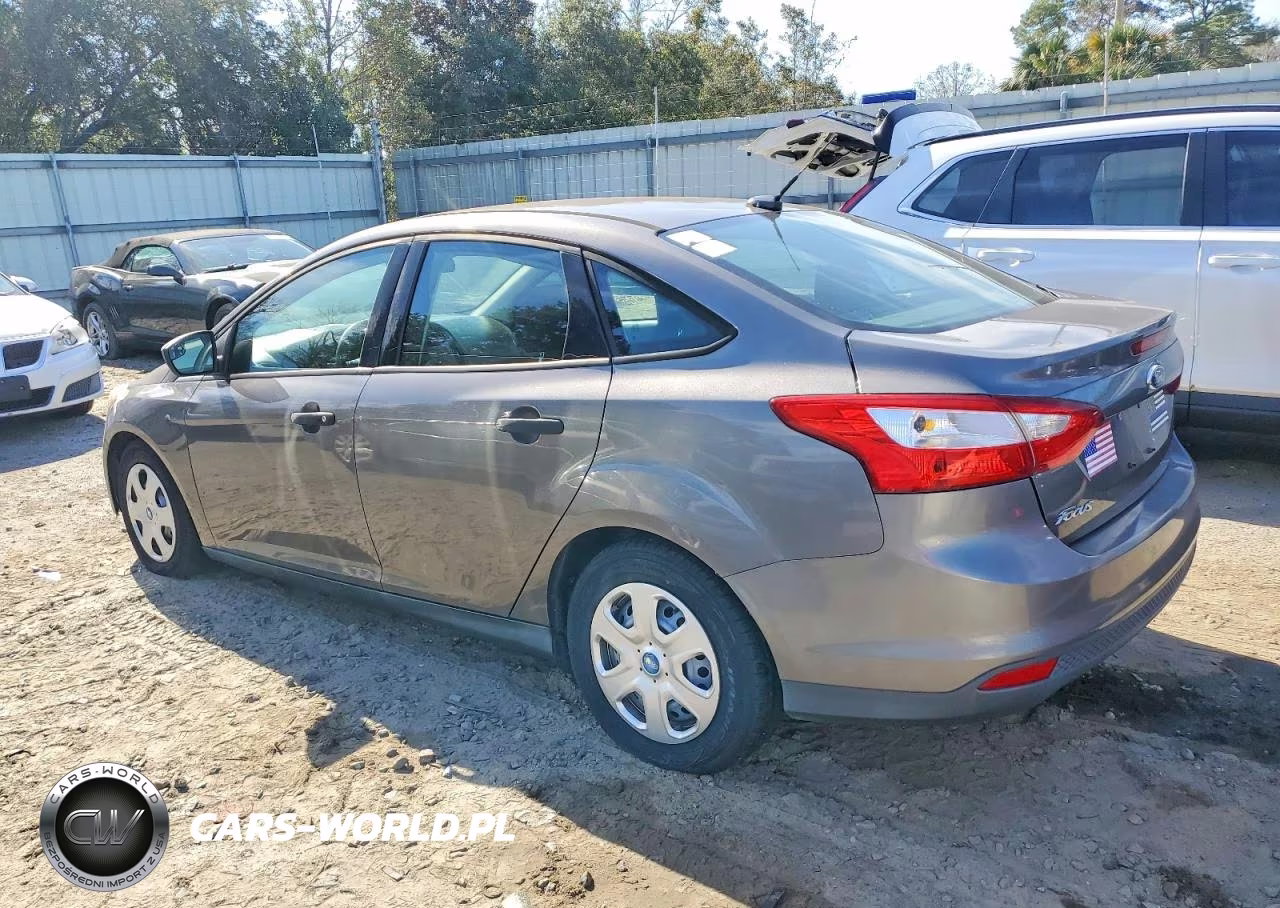 2012 Ford Focus S VIN:1FAHP3E29CL214696 - 2