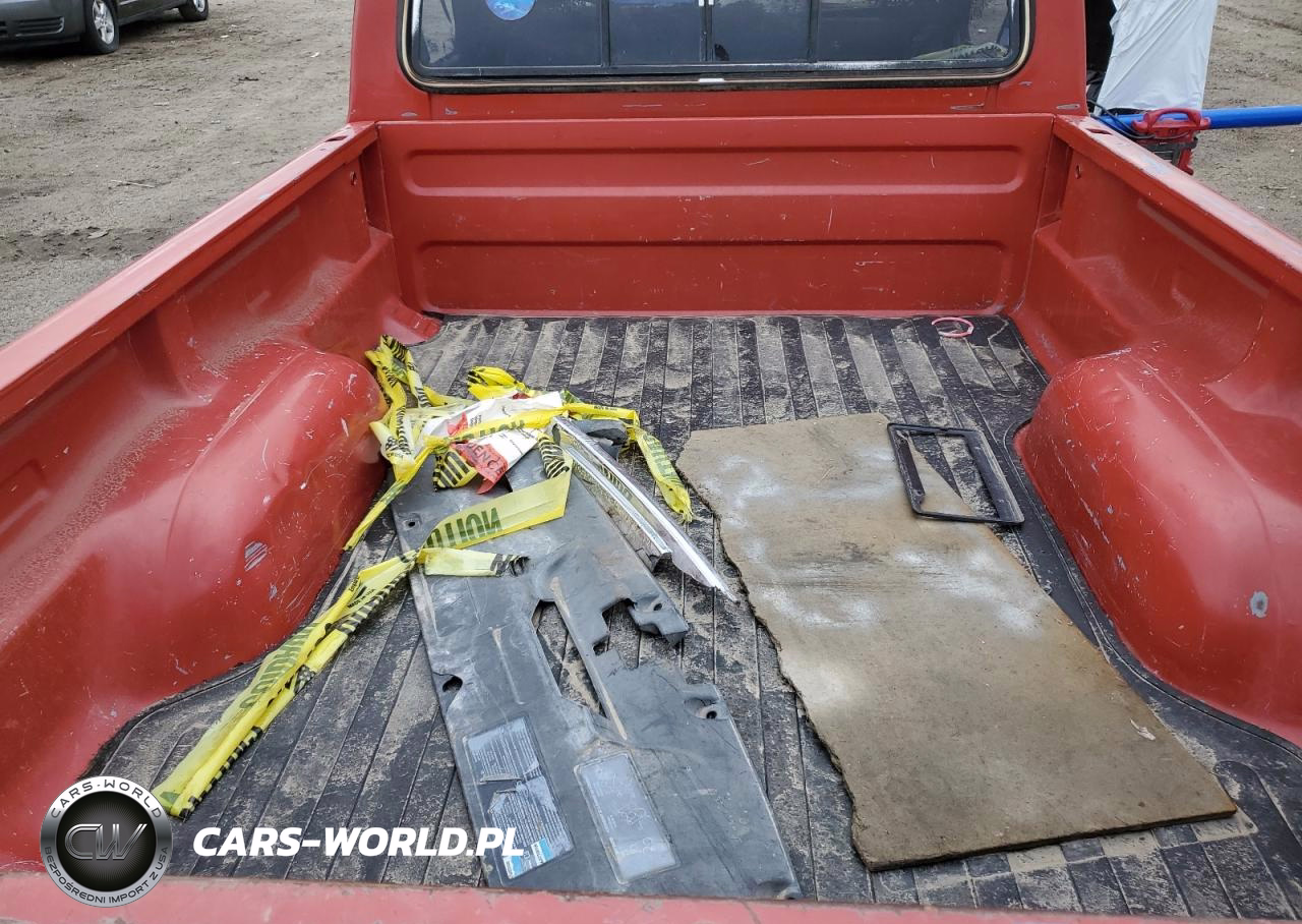 FORD RANGER VIN:1FTCR11T9GUB23378 - 10