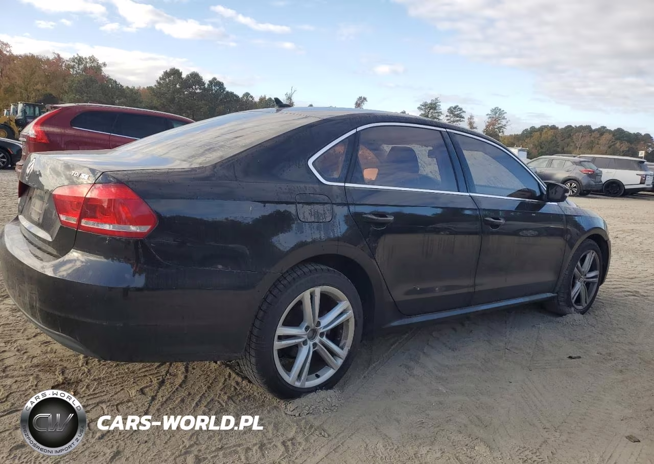 2015 Volkswagen Passat Se VIN:1VWBV7A38FC058518 - 3