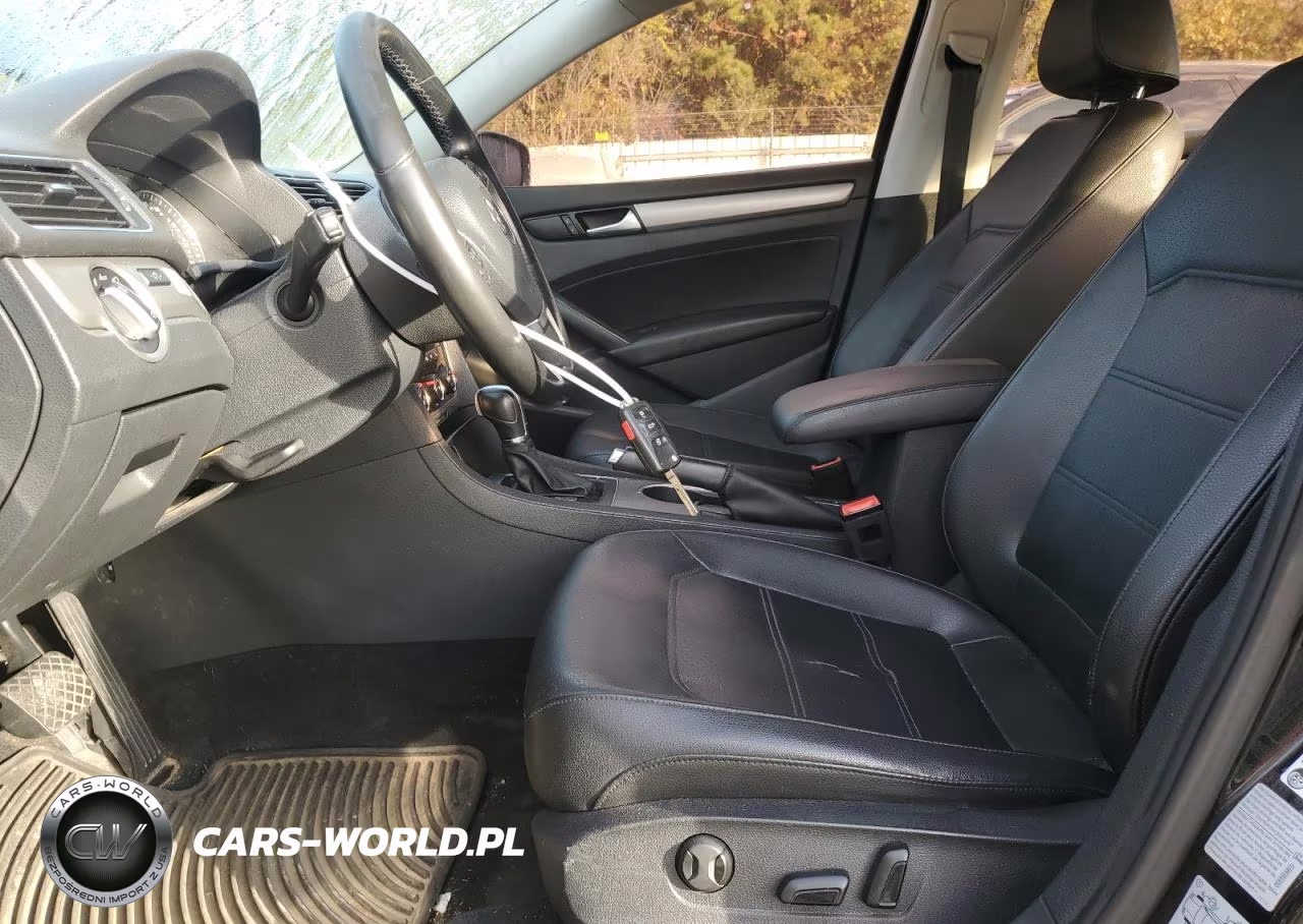 2015 Volkswagen Passat Se VIN:1VWBV7A38FC058518 - 7