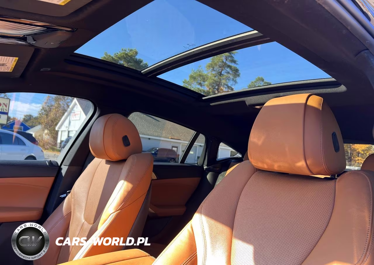 2022 BMW X6 xDrive40I VIN:5UXCY6C07N9L97714 - 9