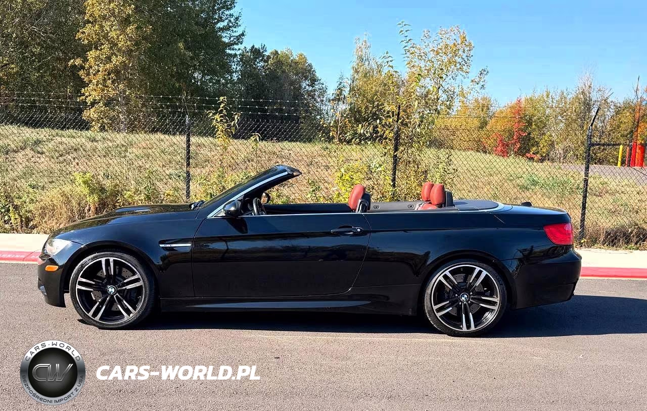 2011 BMW M3 VIN:WBSDX9C56BE583942 - 11