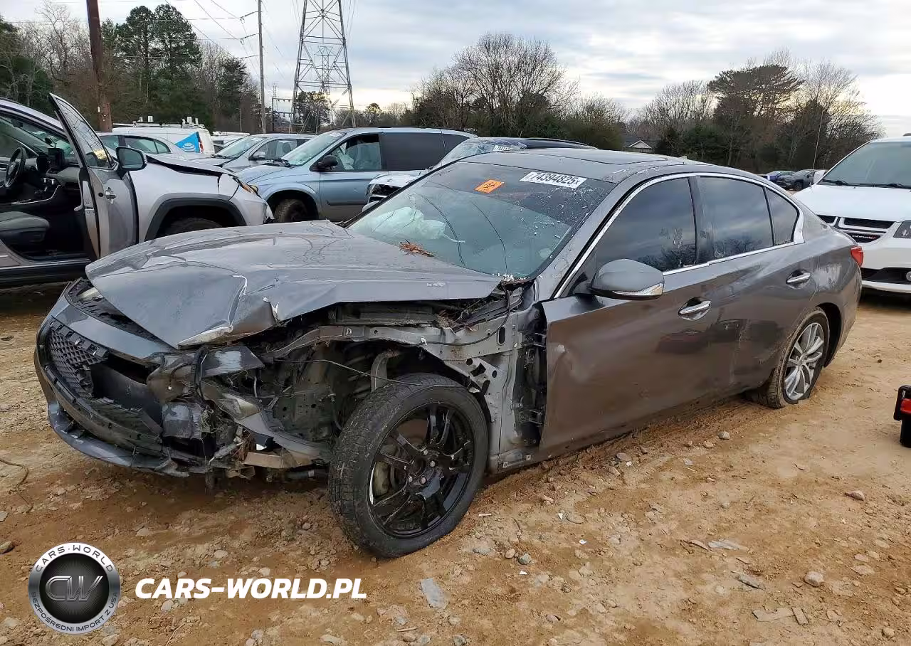 2017 Infiniti Q50 Premium