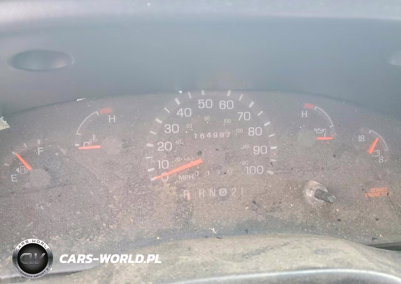 1997 Ford Econoline E350 Super Duty VIN:1FBJS31L6VHA81818 - 9
