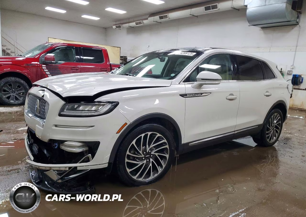 2019 Lincoln Nautilus Reserve