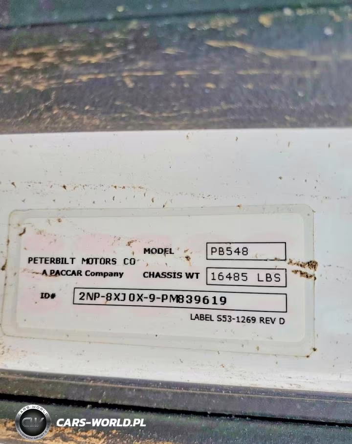 2023 Peterbilt 363 Box Truck VIN:2NP8XJ0X9PM839619 - 10