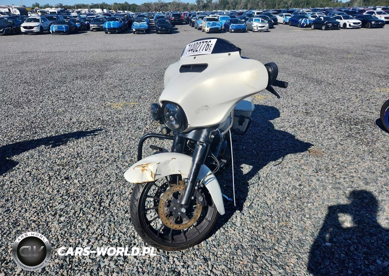 2018 Harley-Davidson Flhxs Street Glide Special VIN:1HD1KRC16JB651595 - 2