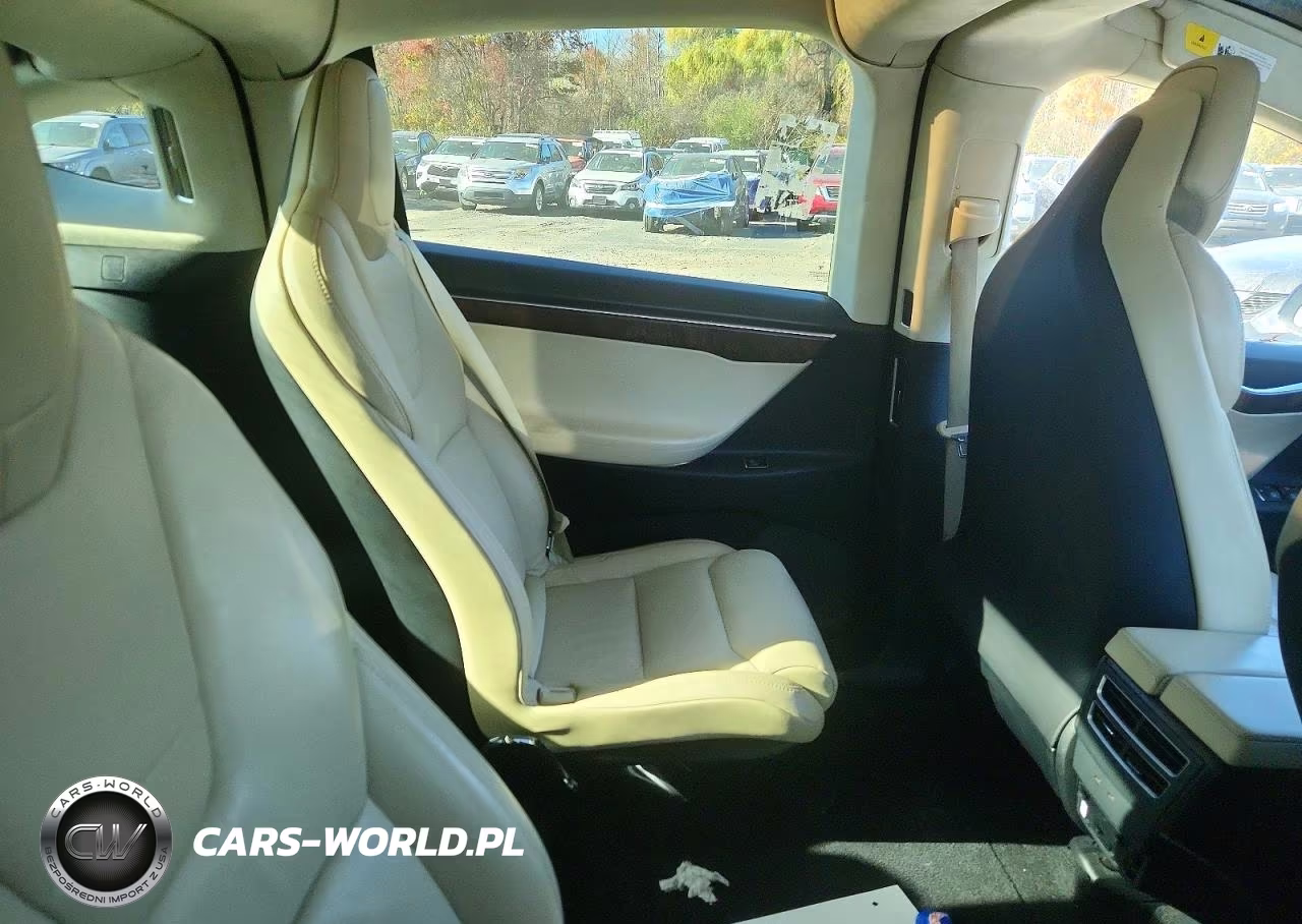 2017 Tesla Model X VIN:5YJXCBE22HF054019 - 11