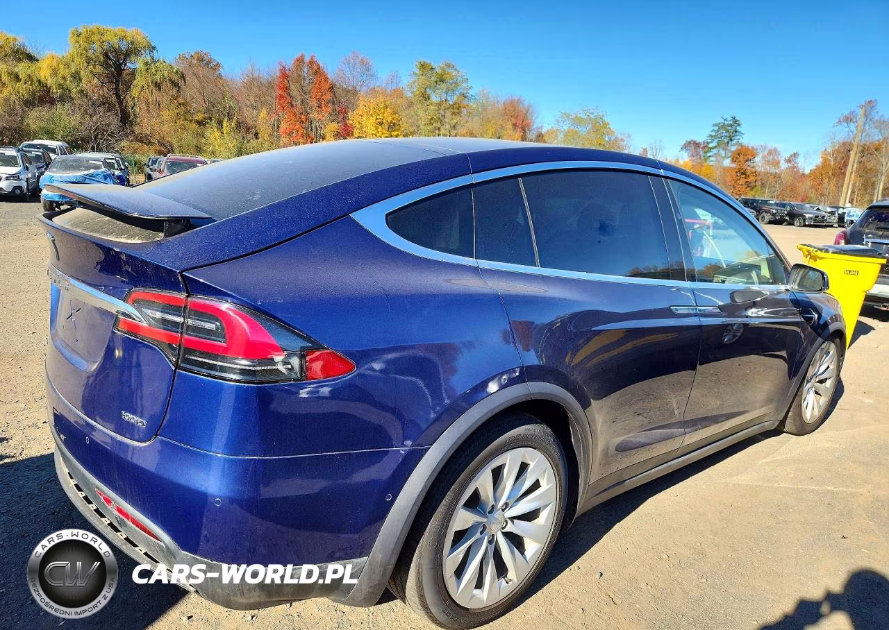 2017 Tesla Model X VIN:5YJXCBE22HF054019 - 3