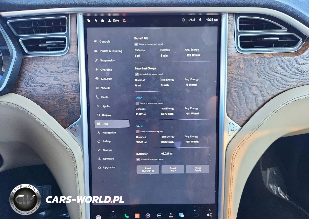 2017 Tesla Model X VIN:5YJXCBE22HF054019 - 9