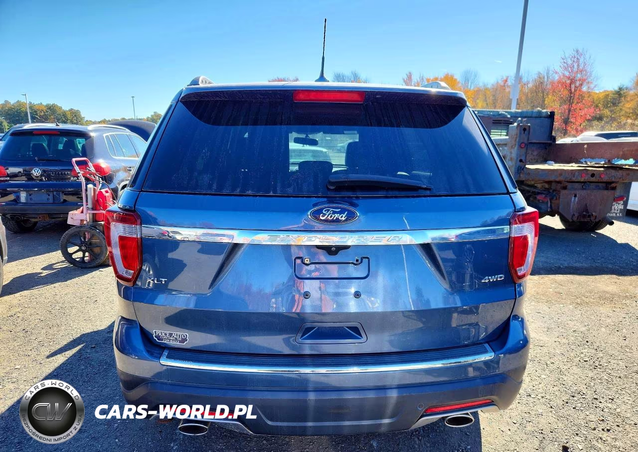 2018 Ford Explorer Xlt VIN:1FM5K8D85JGA50315 - 6