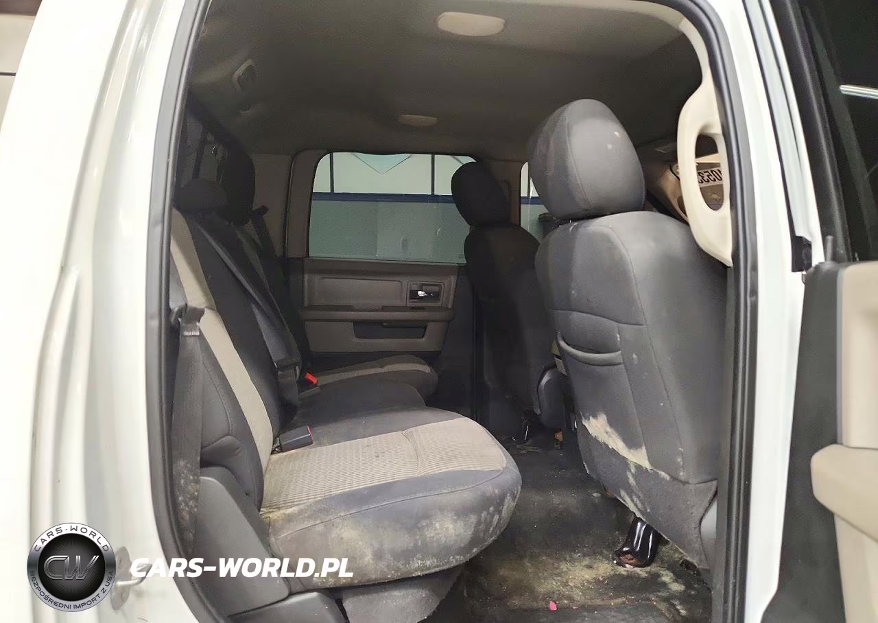 2011 Dodge Ram 1500 VIN:1D7RV1CT4BS673648 - 10