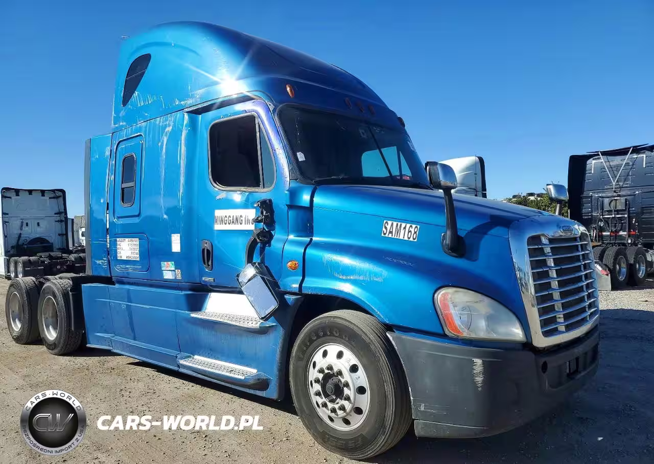 2017 Freightliner Cascadia 125" Sleeper Cab Semi Truck