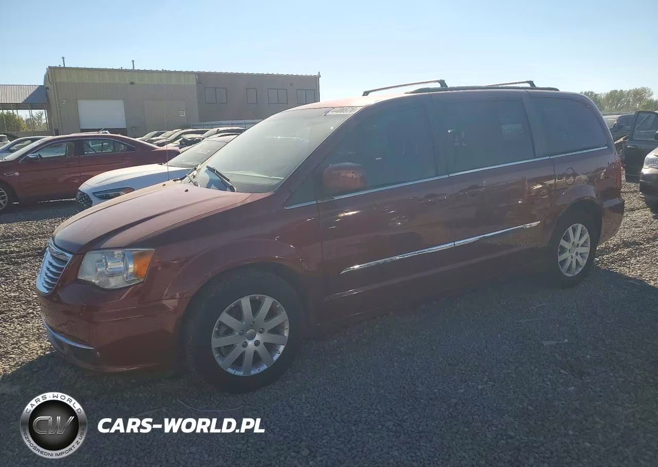 2015 Chrysler Town & Country Touring – zdjęcie 1 z 14