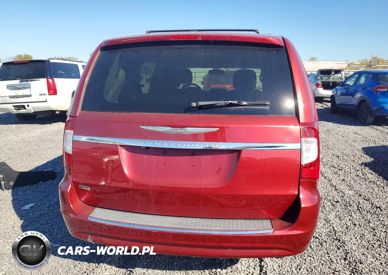 2015 Chrysler Town & Country Touring VIN:2C4RC1BGXFR595047 - 6