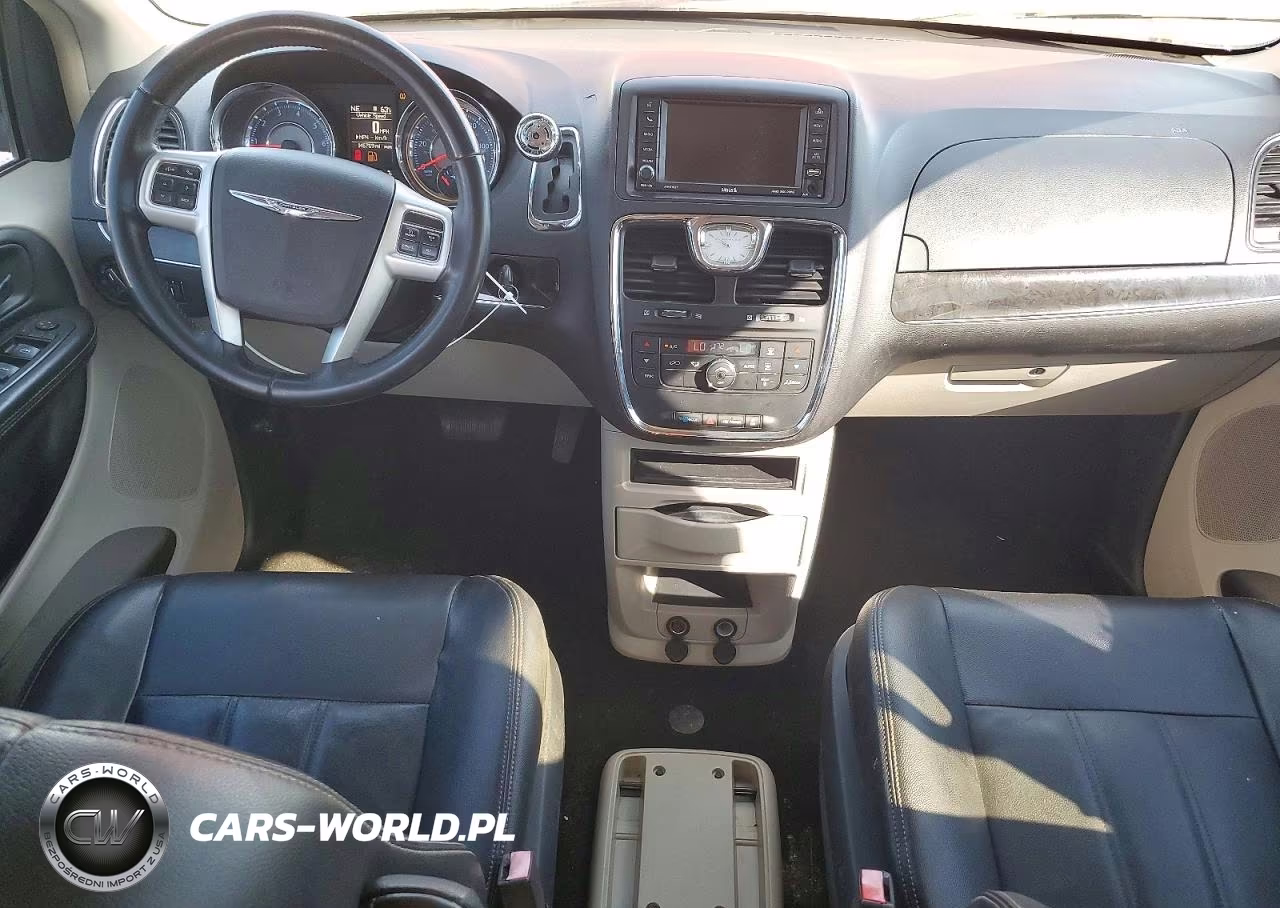 2015 Chrysler Town & Country Touring VIN:2C4RC1BGXFR595047 - 8