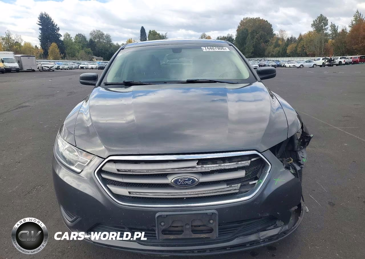 2016 Ford Taurus Se VIN:1FAHP2D85GG132656 - 5