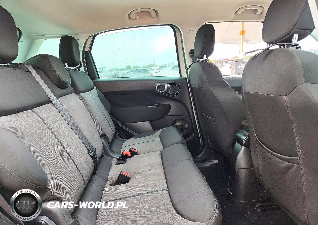 2017 Fiat 500L Pop VIN:ZFBCFAAH8HZ039158 - 11