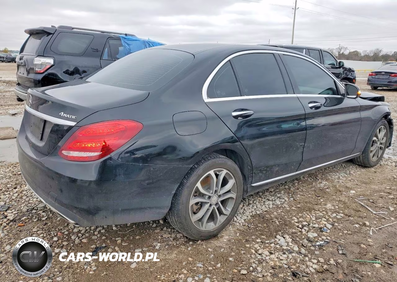 2015 Mercedes-Benz C 300 4Matic VIN:55SWF4KBXFU022885 - 3