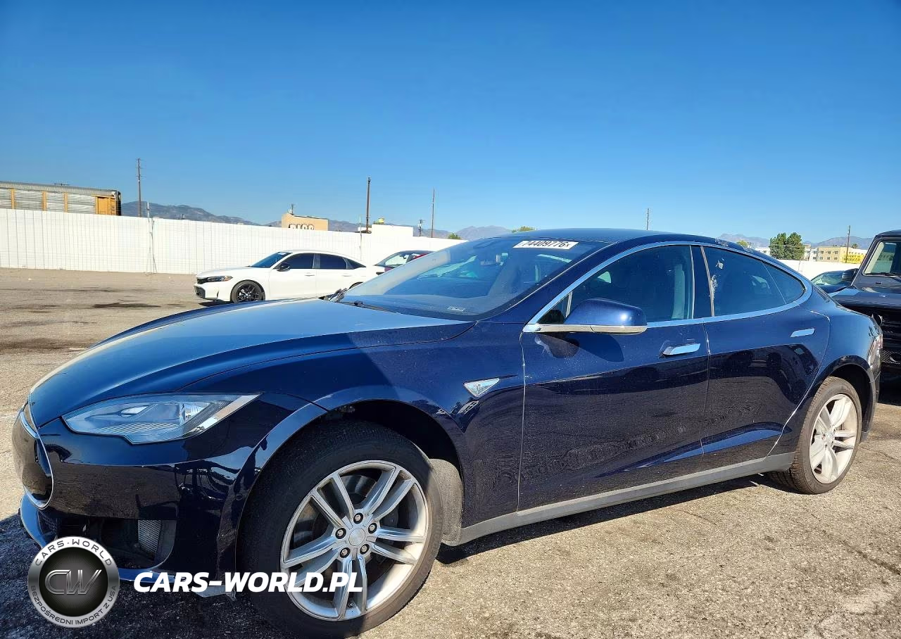 2015 Tesla Model S 85 VIN:5YJSA1H12FFP79792 - 1