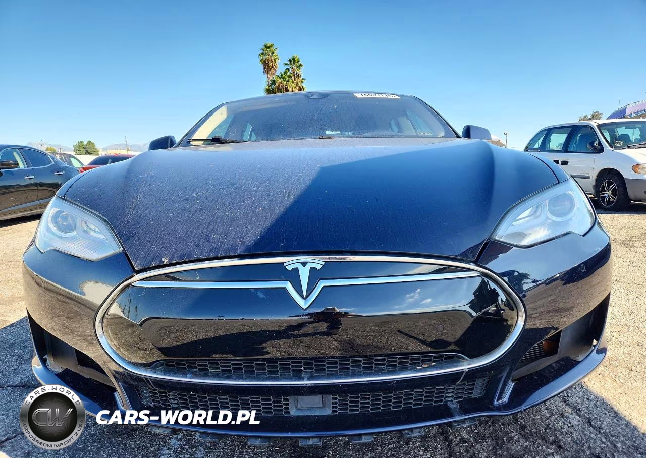 2015 Tesla Model S 85 VIN:5YJSA1H12FFP79792 - 5