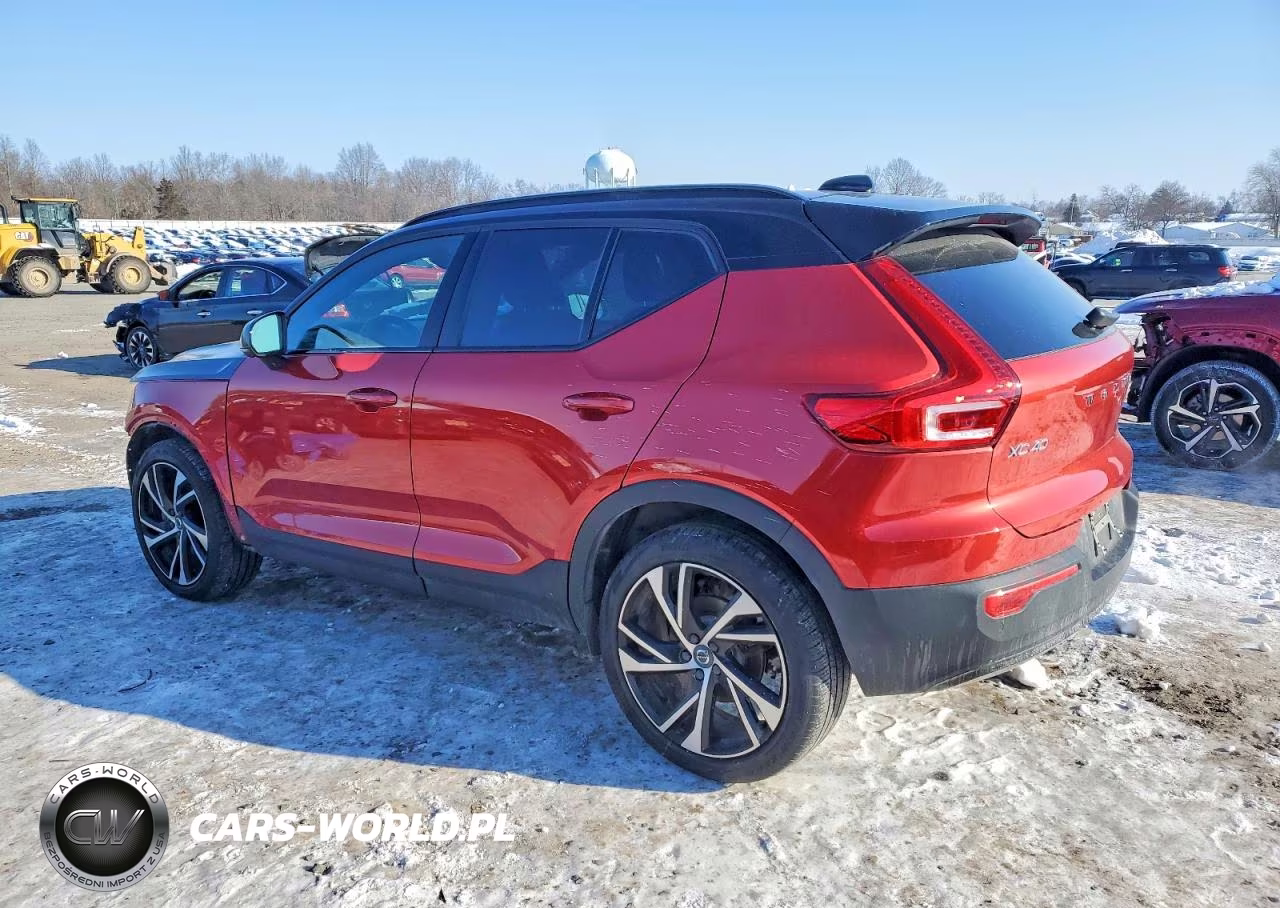2022 Volvo Xc40 T5 R-Design VIN:YV4162UM9N2789527 - 2