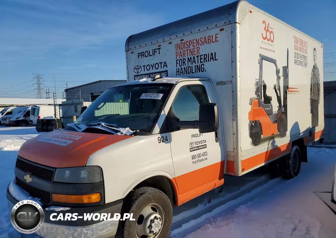 2024 Chevrolet Express G3500