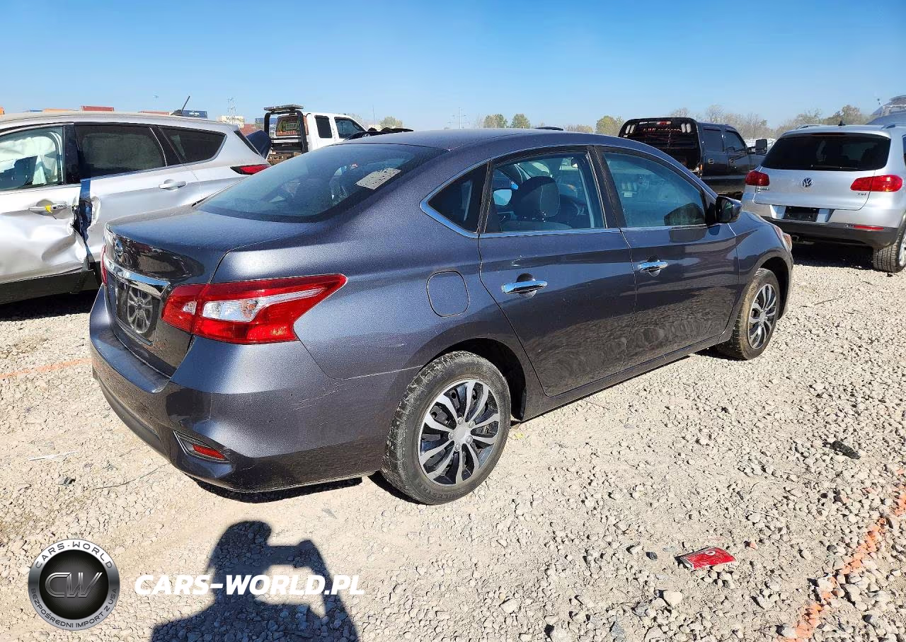 2018 Nissan Sentra S VIN:3N1AB7AP6JY240506 - 3