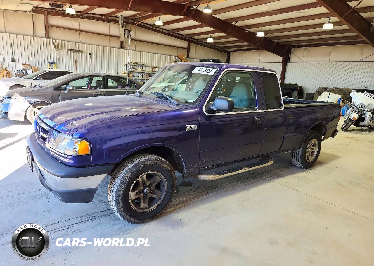 2001 Mazda B3000 Cab Plus
