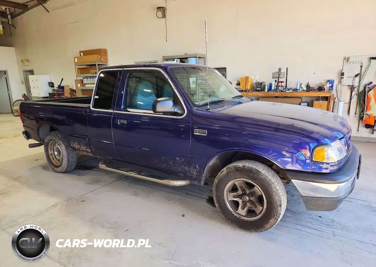 2001 Mazda B3000 Cab Plus VIN:4F4YR16U31TM01915 - 4