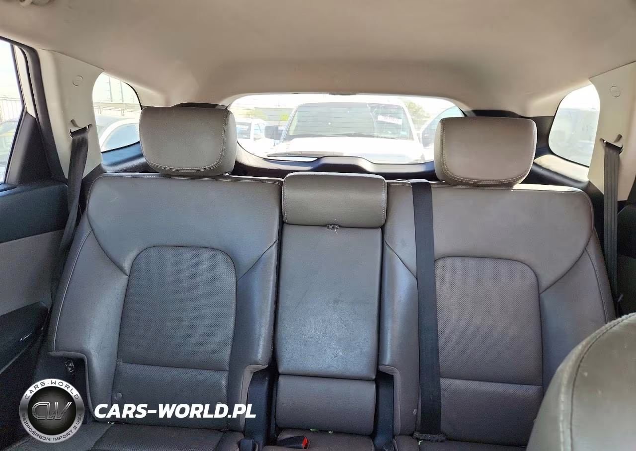 2018 Hyundai Santa Fe Se VIN:KM8SN4HF4JU280991 - 10