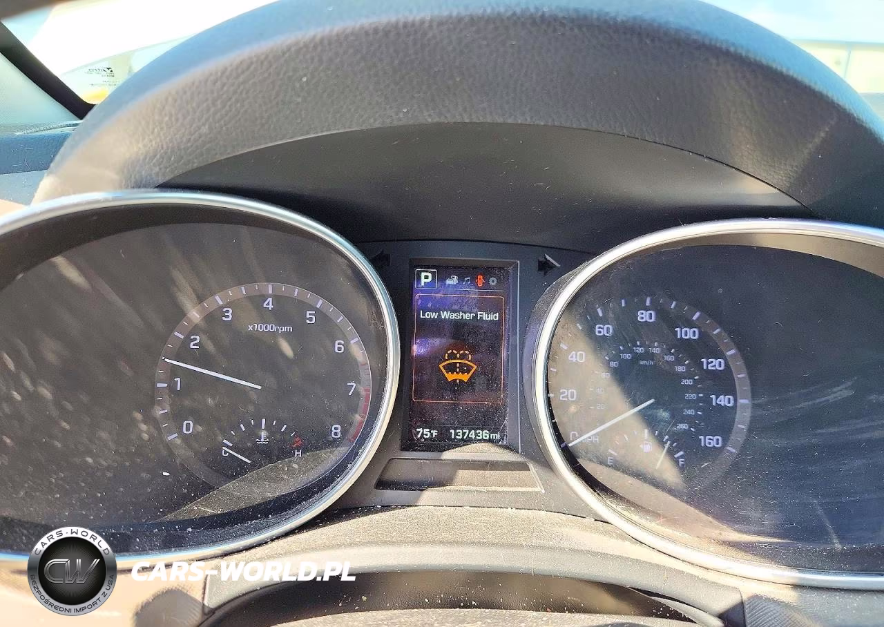 2018 Hyundai Santa Fe Se VIN:KM8SN4HF4JU280991 - 9