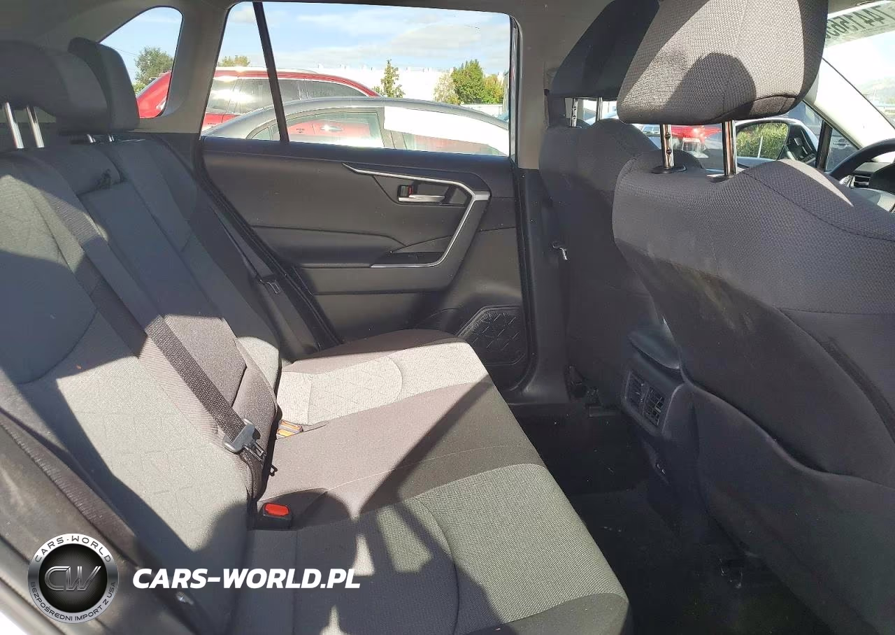 2024 Toyota Rav4 Xle VIN:2T3W1RFV2RC290458 - 11