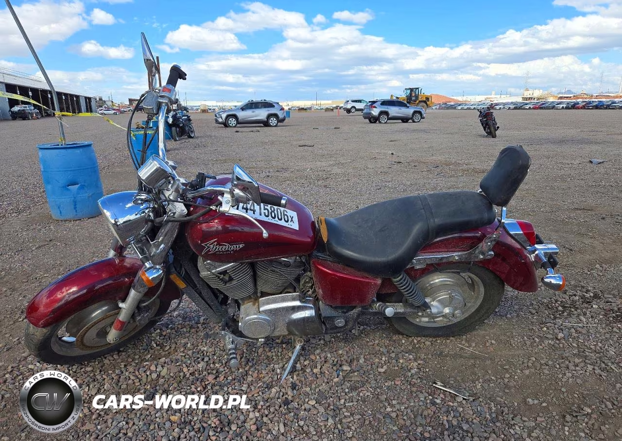 2000 Honda Vt1100 C2 VIN:1HFSC4308YA000911 - 3