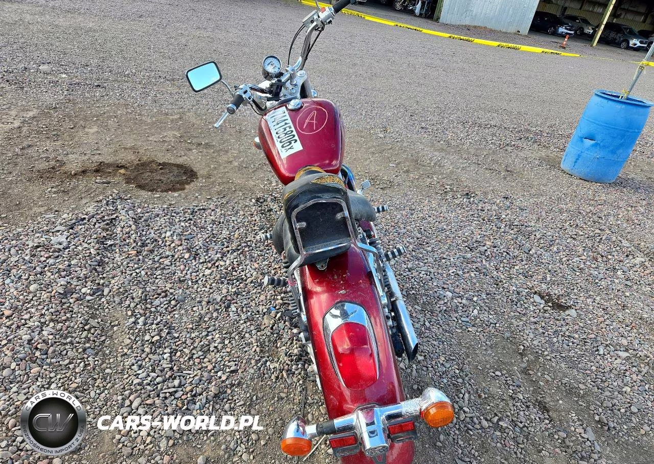 2000 Honda Vt1100 C2 VIN:1HFSC4308YA000911 - 4