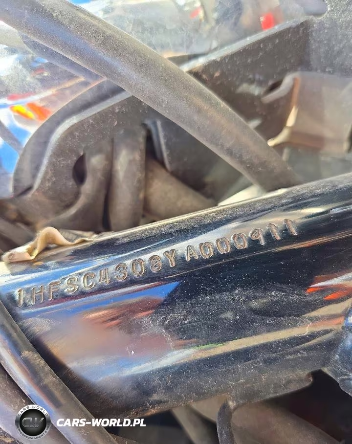 2000 Honda Vt1100 C2 VIN:1HFSC4308YA000911 - 8